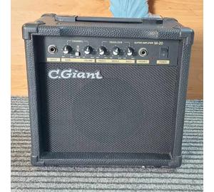 C.GIANT M-20 gitárerősítő (Használt cikk)