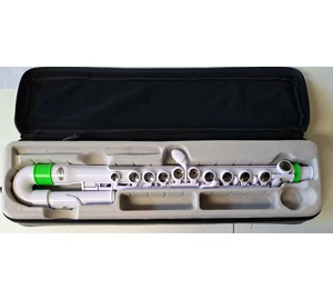 Nuvo kanyarfejes műanyag fuvola (Használt cikkek)