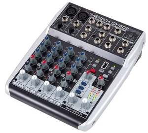 Behringer Xenyx QX602MP3 analóg keverő