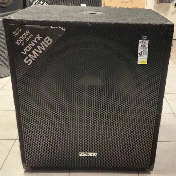 Vonyx SMW18 1000W 18" passzív mélyláda (Használt cikkek)