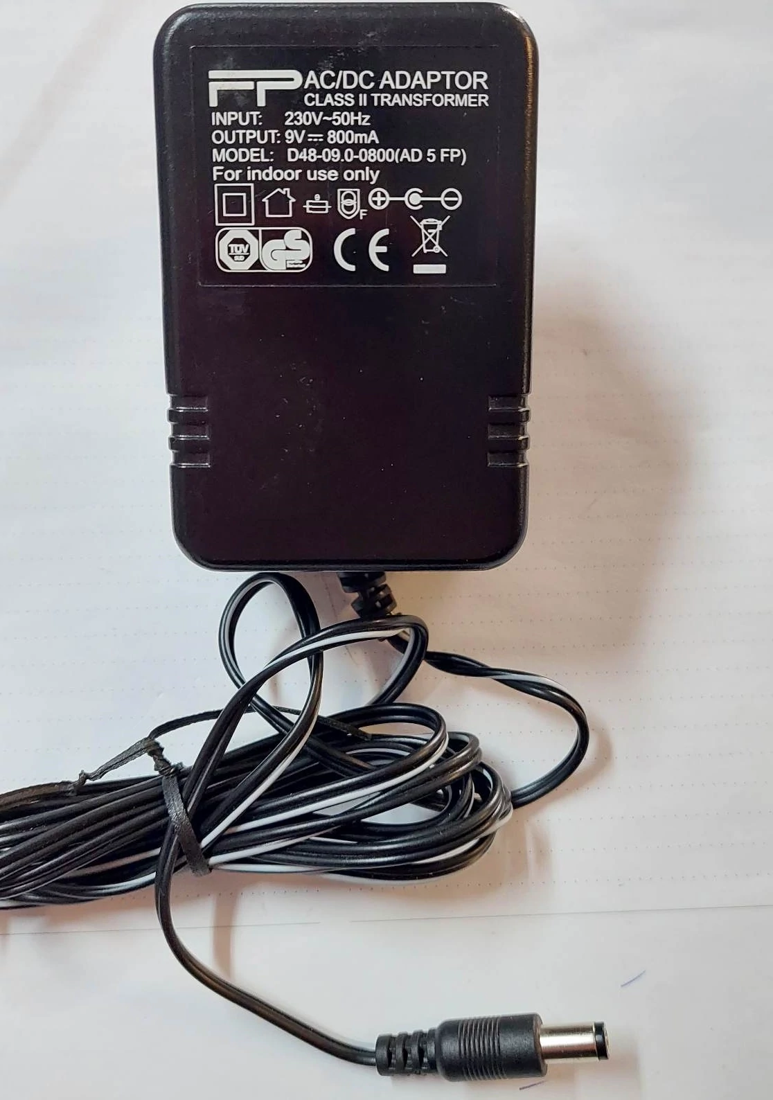 FP AD 5 FP 9V 800mA AC/DC adapter