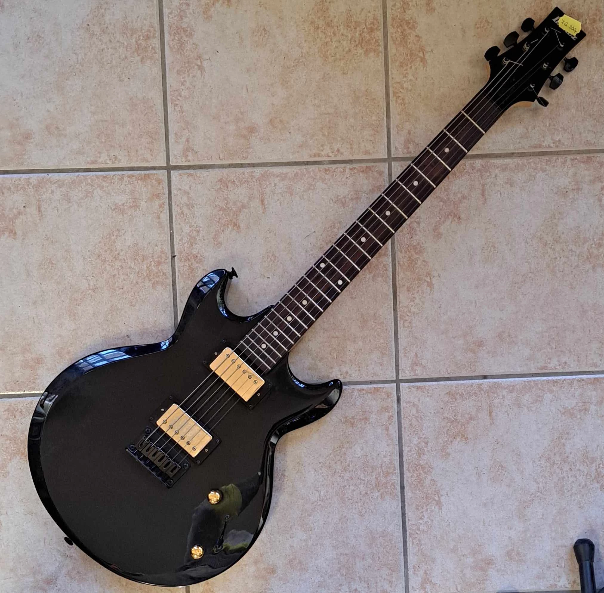 Ibanez GAX30 Gio elektromos gitár (Használt cikkek)