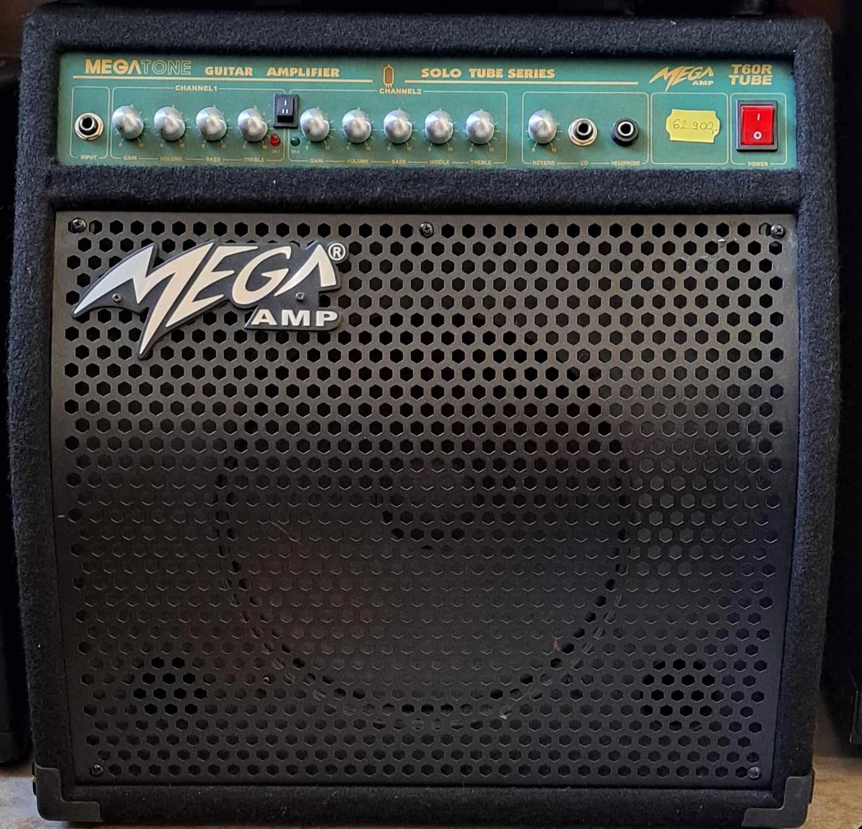 Mega Amp T60R Tube gitárersőítő (Használt cikkek)